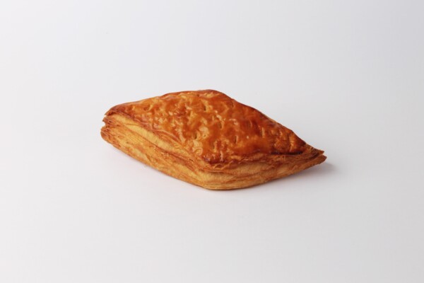 Losange couque au beurre, une pâtisserie feuilletée et croustillante au beurre, parfaite pour accompagner votre café ou pour une pause sucrée.